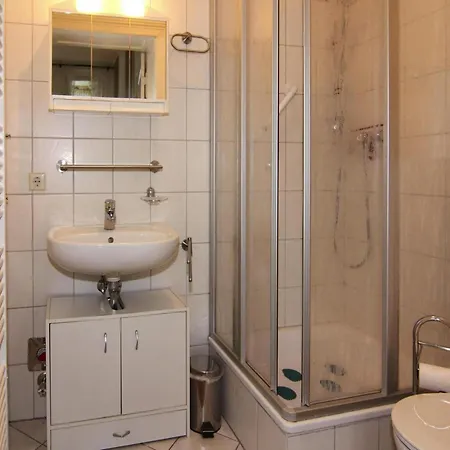 Sea Noise, Ahlbeck *