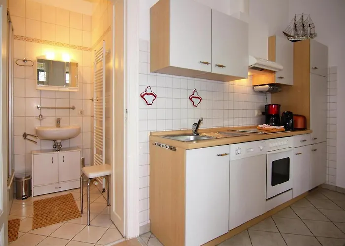 Sea Noise, Ahlbeck *