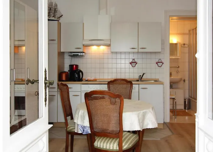 Sea Noise, Ahlbeck *